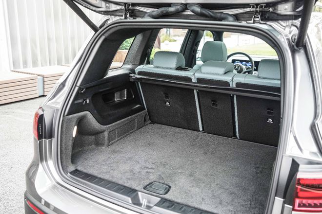 SUV：值得信赖的豪华电动车凯发体育赞助深度解读奔驰纯电(图26)